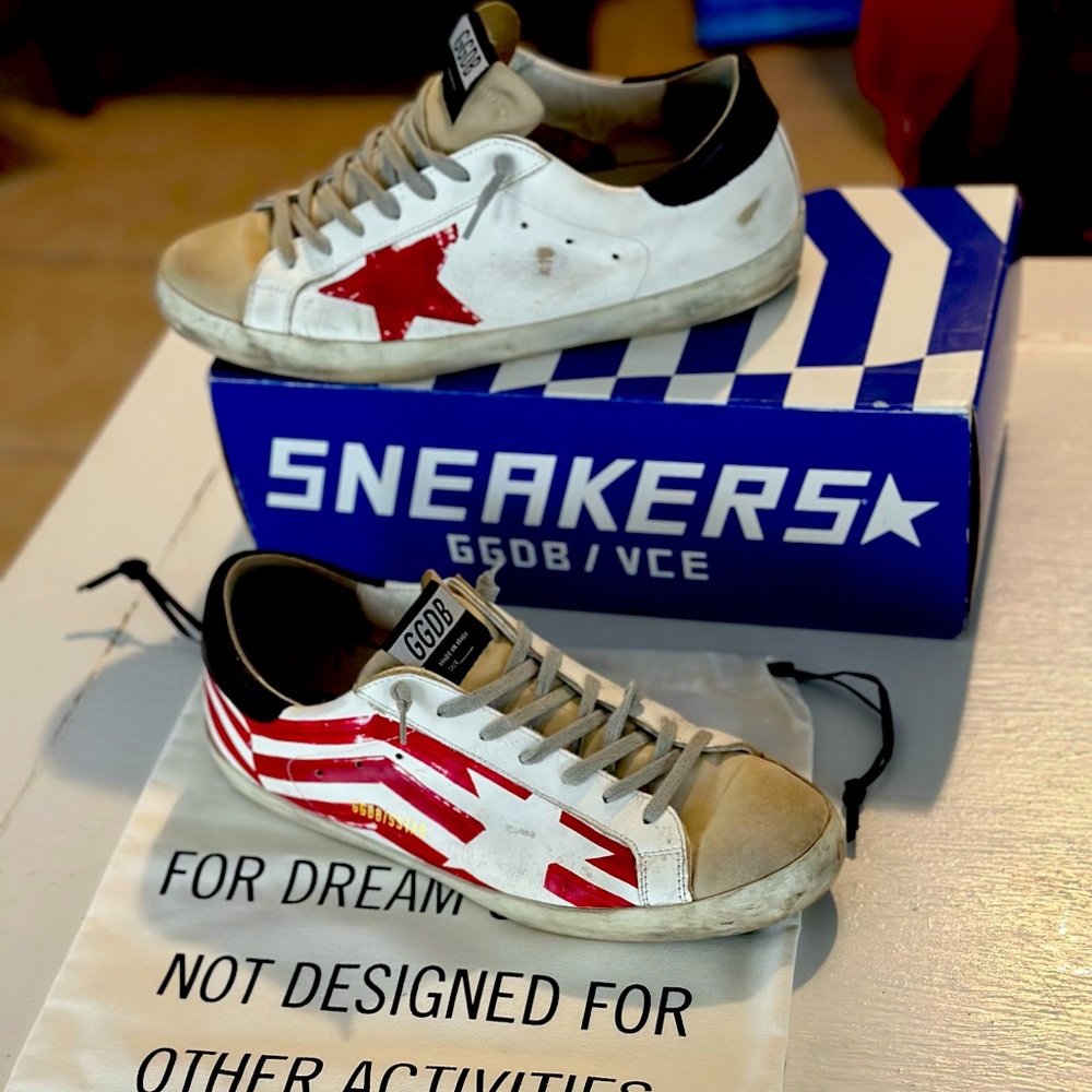Golden goose superstar sneakers men’s size EU 42. US size 9